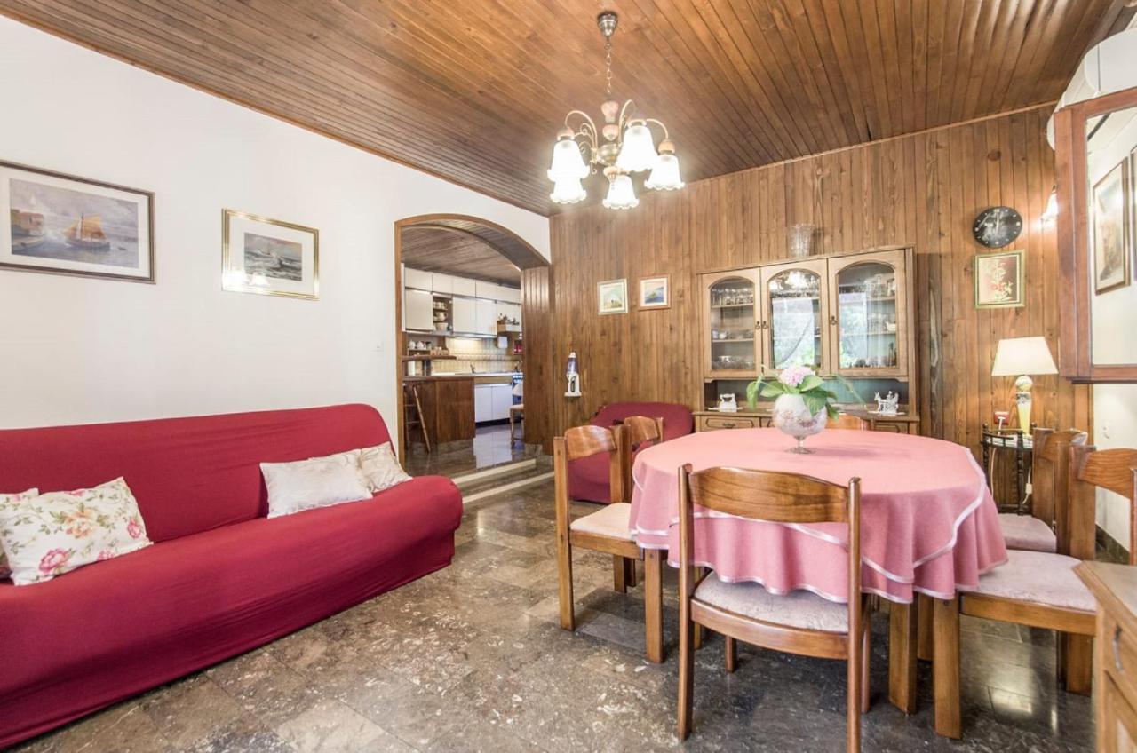 Holiday Home Villa Spilla Selca  Extérieur photo