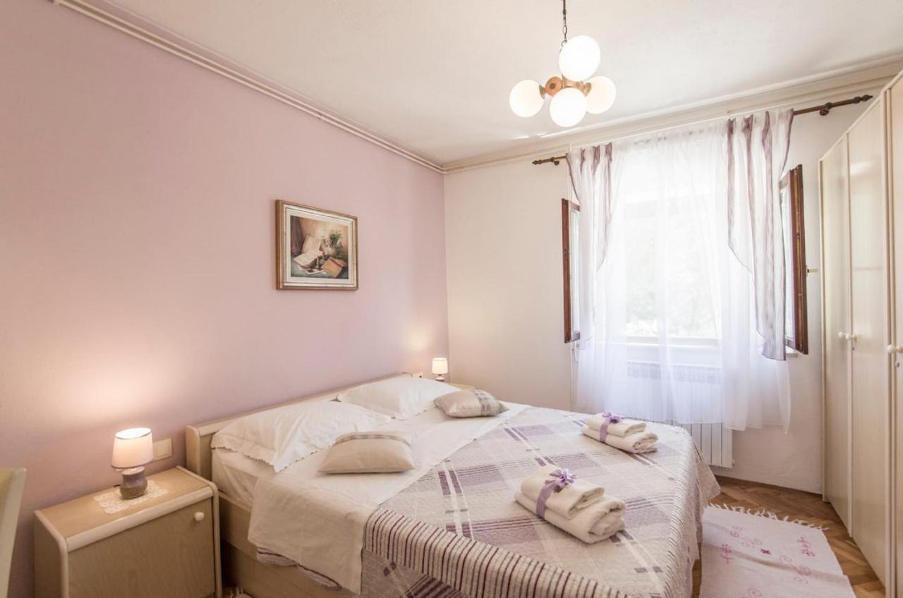 Holiday Home Villa Spilla Selca  Extérieur photo