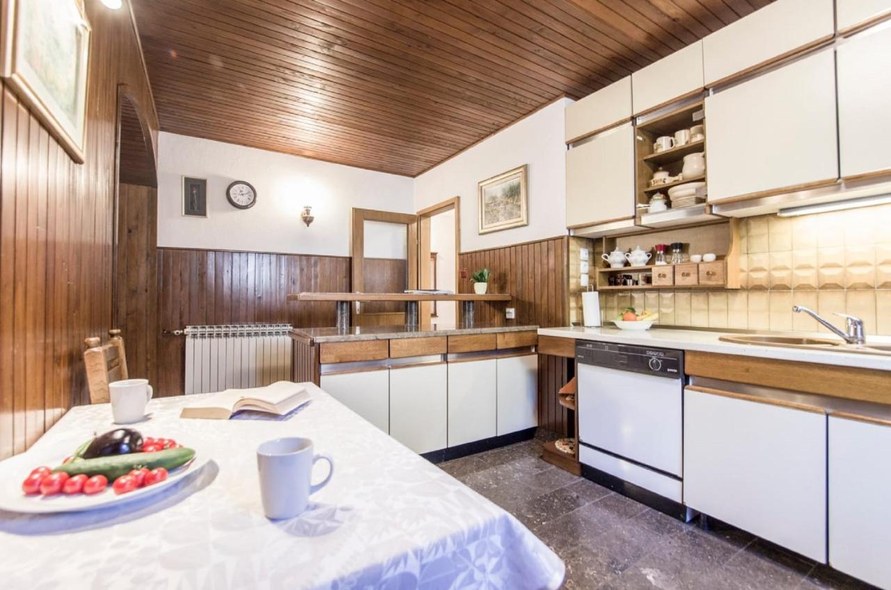 Holiday Home Villa Spilla Selca  Extérieur photo